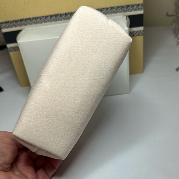 Dior pouch - Picture 5 of 12